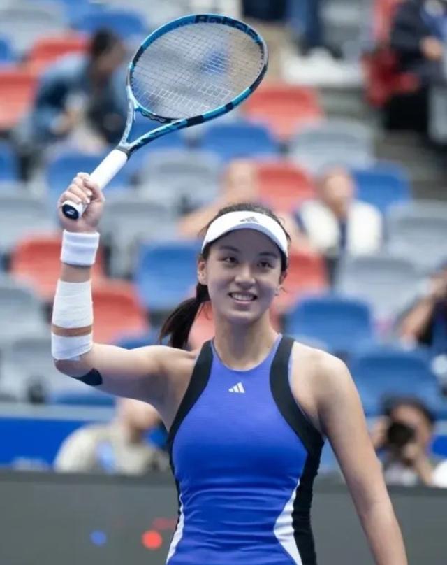 知名记者罗 知名记者罗